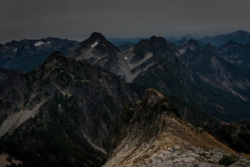 Amazing sights of the Cascade mountain range. We'll be back to savor them under a better weather.